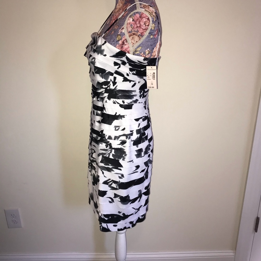Cocktail Dress - Picture 3 of 9